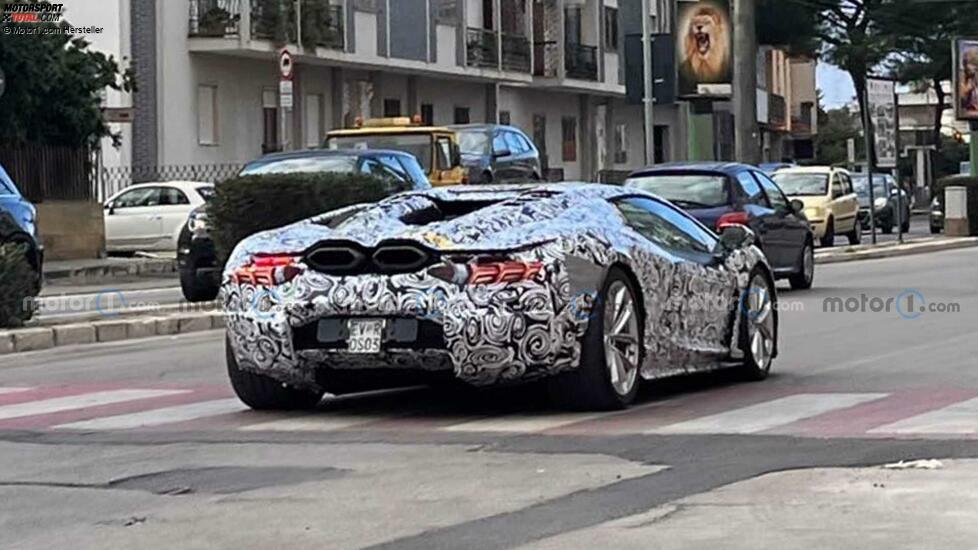 Lamborghini V12 Erlkönig