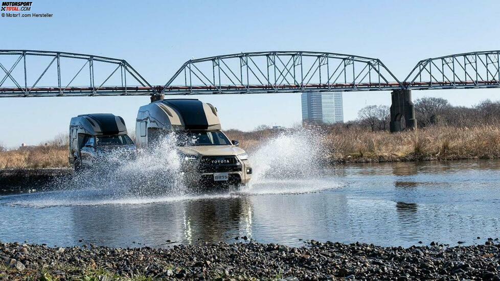Toyota Hilux Camper von Direct Cars