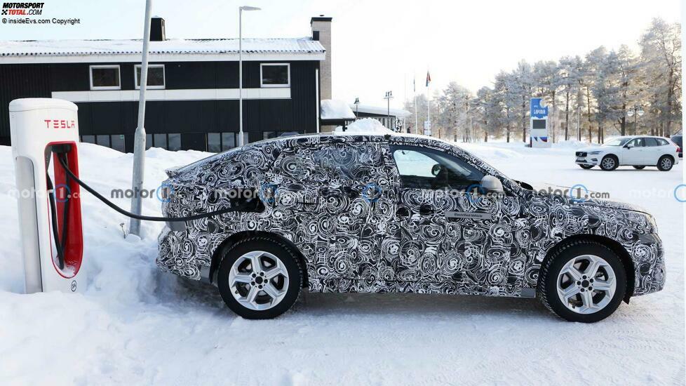 BMW iX2 (2023) erstmals als Prototyp erwischt