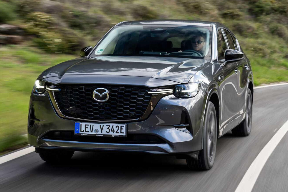 Der Chef von Mazda Europe, Martijn ten Brink, sagt, dass der CX-80, ein SUV mit drei Sitzreihen, bis Ende des Jahres auf den Markt kommen wird