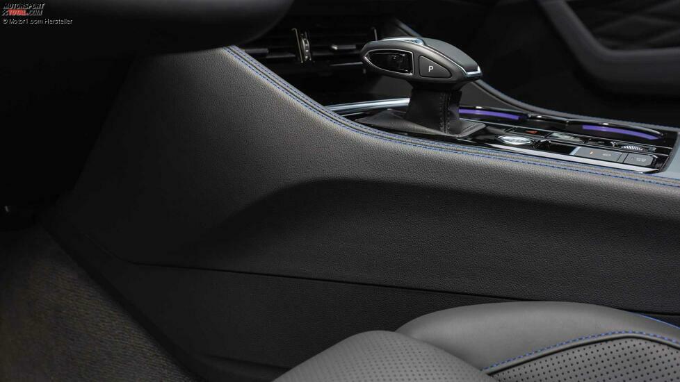 VW Touareg (2023) zeigt sich mit Facelift auf Teaserbildern