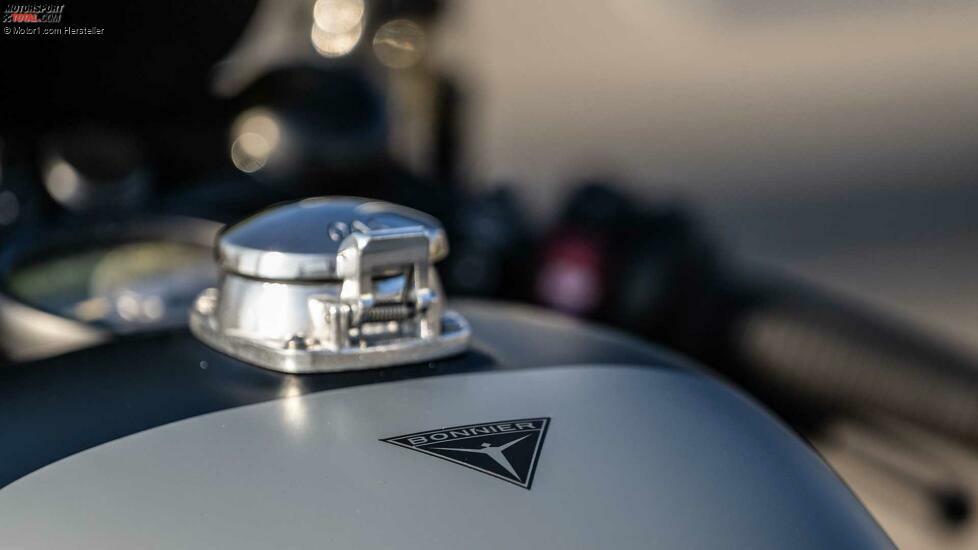 BMW Motorrad präsentiert die R 18 IRON ANNIE