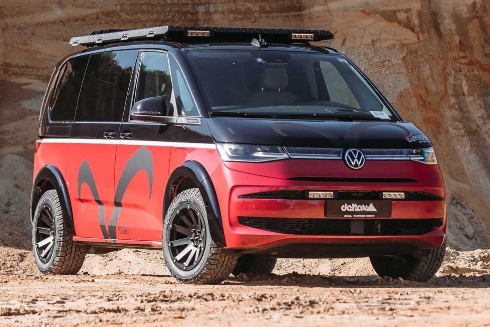 Der Tuner delta4x4 hat sich einen VW T7 Multivan geschnappt und ihn mit einer Höherlegung, Offroad-Reisen und einer auffälligere Optik versehen
