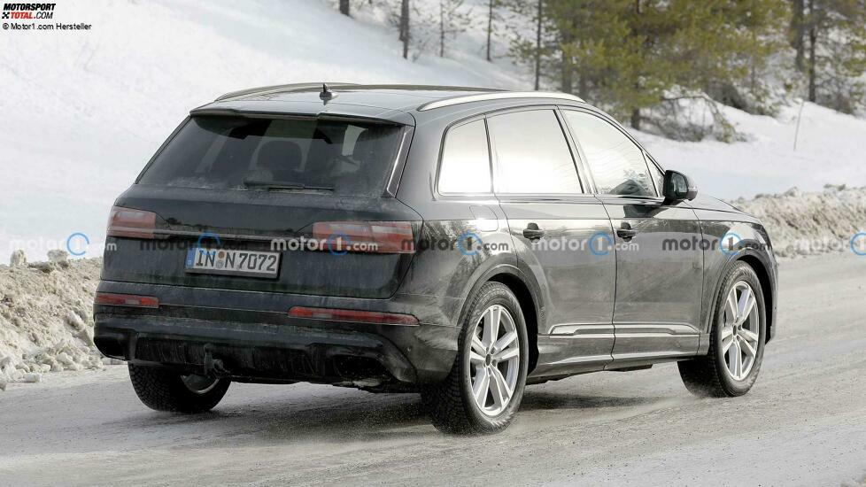 Audi Q7 (2024) mit Facelift als Erlkönig