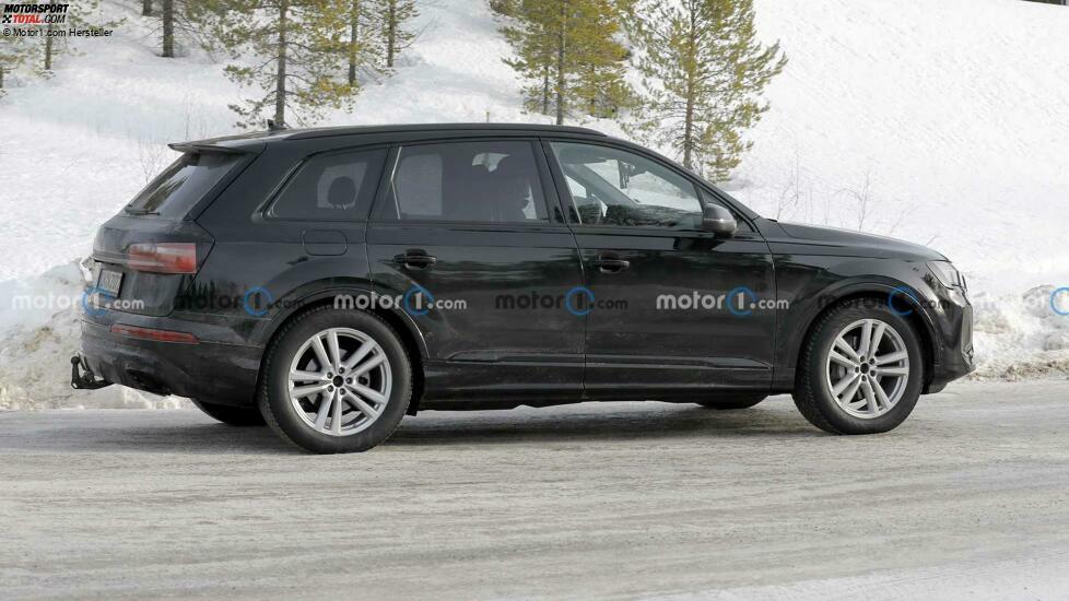 Audi Q7 (2024) mit Facelift als Erlkönig