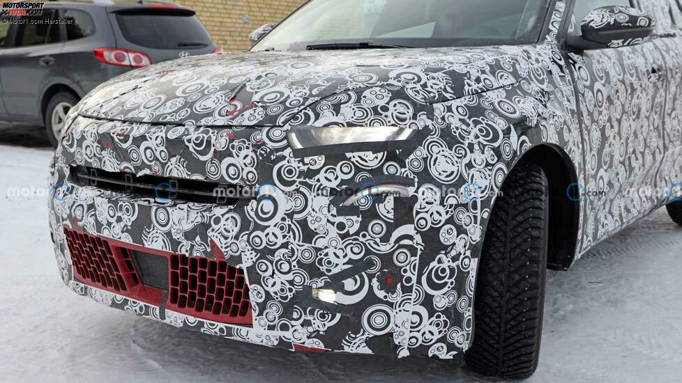 Fiat 600 (2023) als Erlkönig erwischt