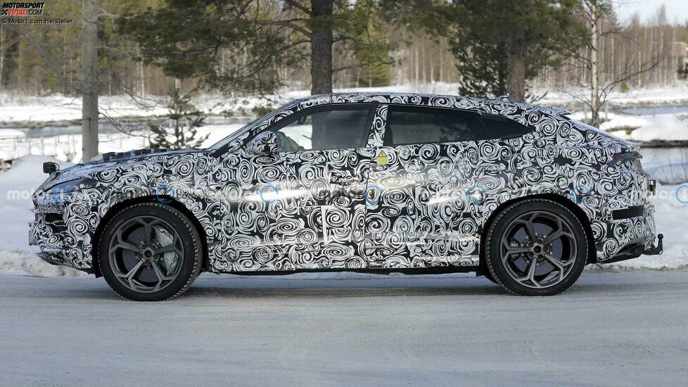 Lamborghini Urus PHEV (2023) als Erlkönig
