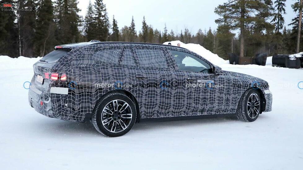 BMW i5/5er Touring Erlkönigbilder Februar 2023