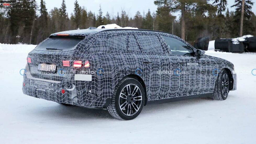 BMW i5/5er Touring Erlkönigbilder Februar 2023