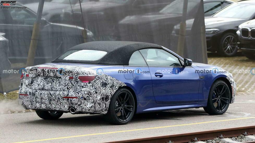 BMW 4er Cabrio Facelift (2023) auf ersten Erlkönigfotos