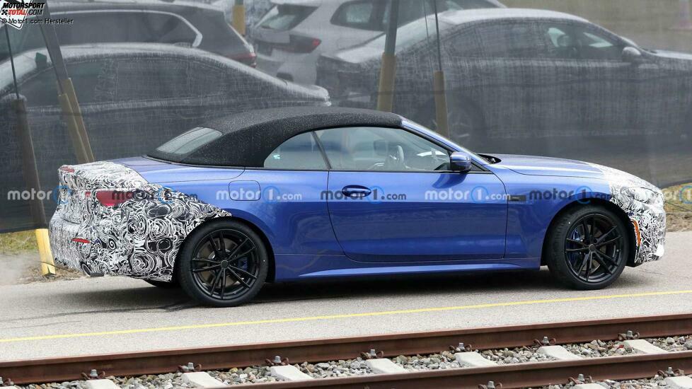 BMW 4er Cabrio Facelift (2023) auf ersten Erlkönigfotos