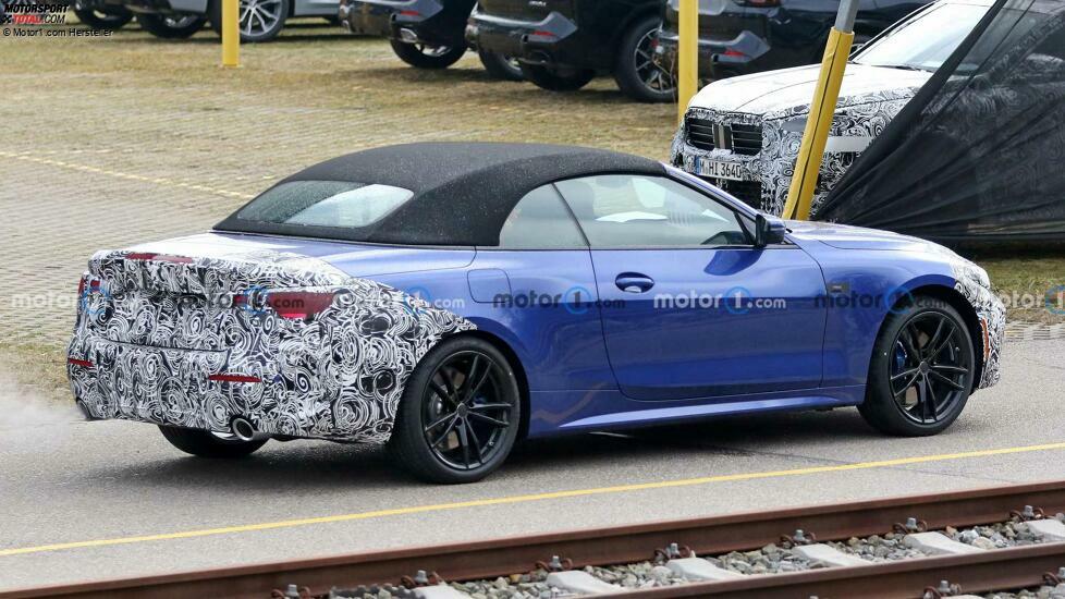 BMW 4er Cabrio Facelift (2023) auf ersten Erlkönigfotos