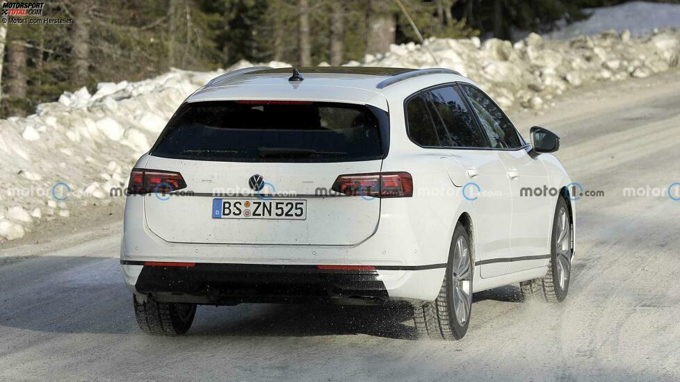 VW Passat Variant (2024) Erlkönigbilder März 2023