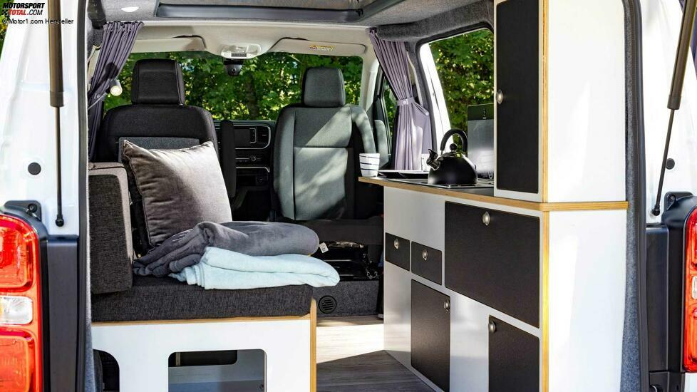 Opel Vivaro als Wohn- und Reisevan Alpincamper