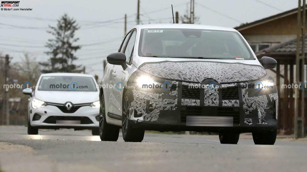 Renault Clio (2023) mit Facelift als Erlkönig