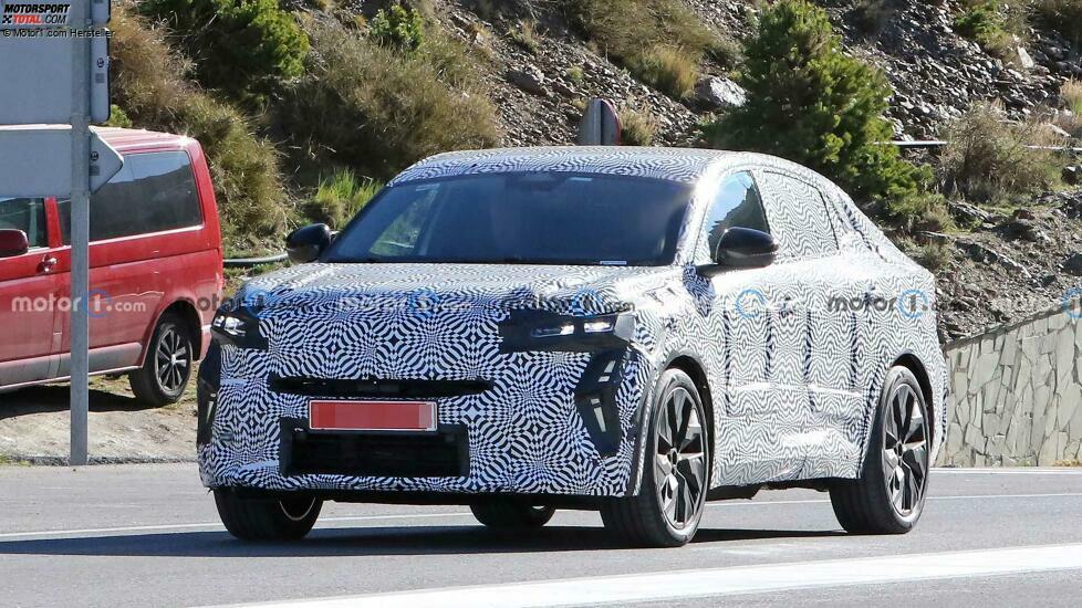 Renault Austral Coupé (2023) als Erlkönig