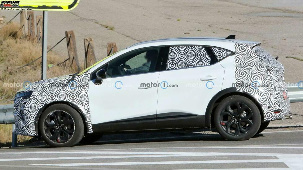 Renault Captur (2023) mit Facelift als Erlkönig