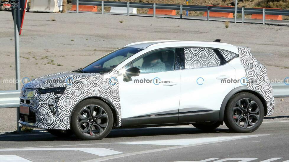 Renault Captur (2023) mit Facelift als Erlkönig