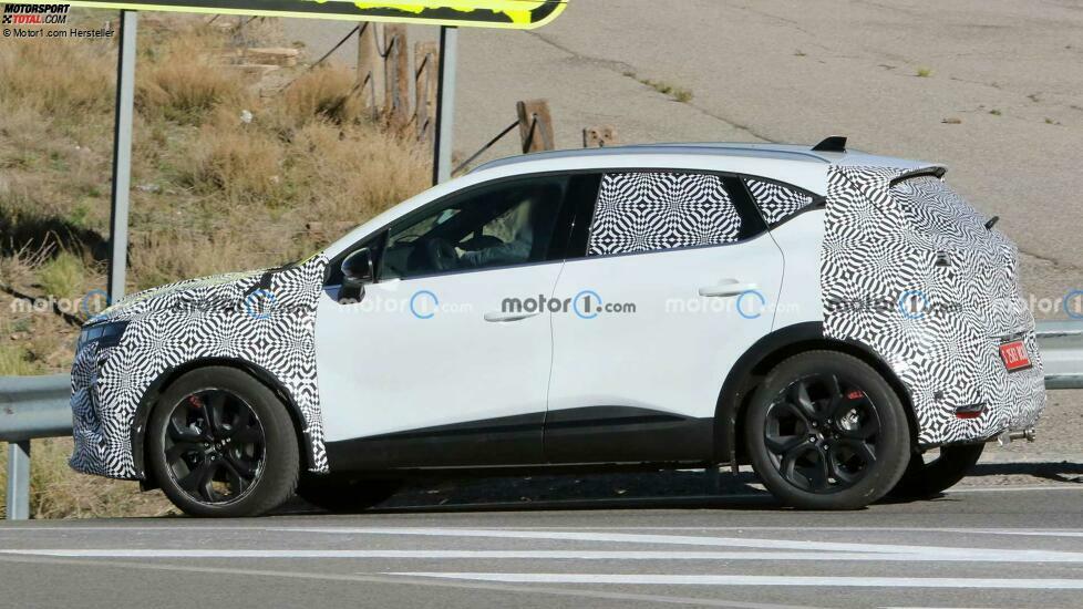 Renault Captur (2023) mit Facelift als Erlkönig