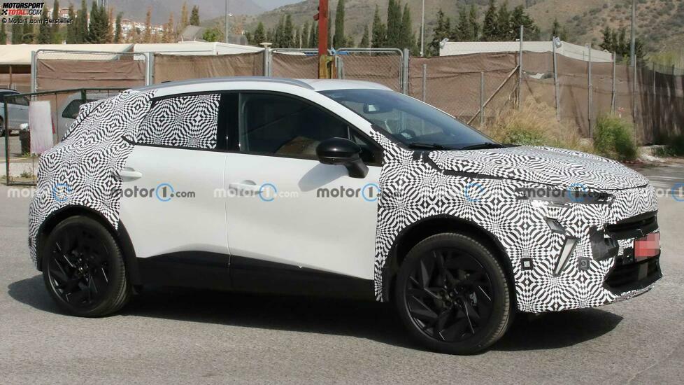 Renault Captur (2023) mit Facelift als Erlkönig
