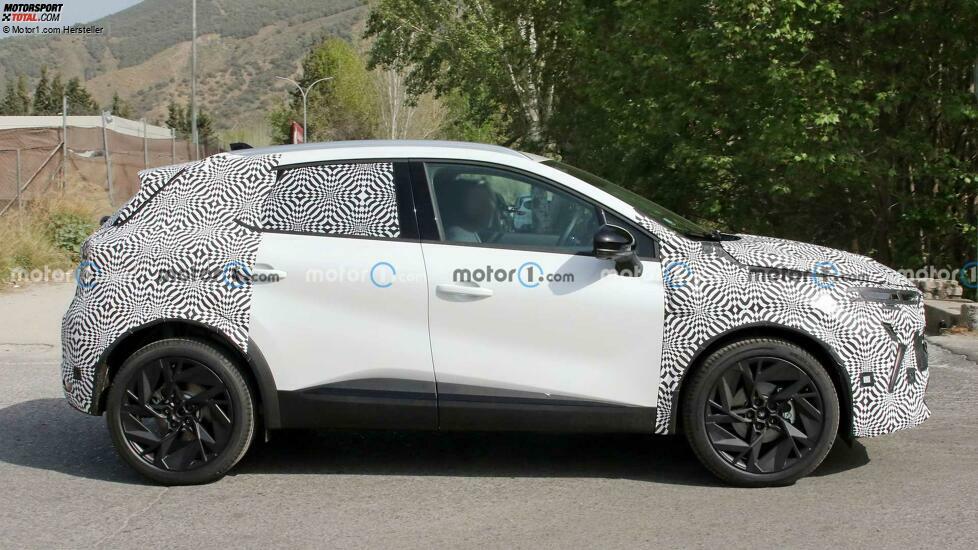 Renault Captur (2023) mit Facelift als Erlkönig