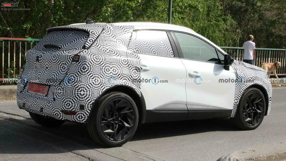 Renault Captur (2023) mit Facelift als Erlkönig