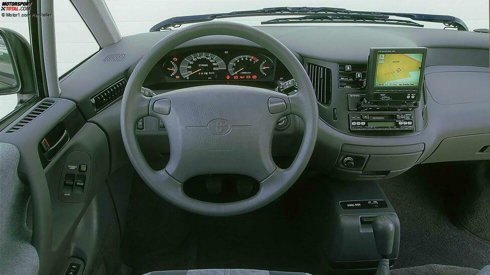 Toyota Previa (1990-1999)