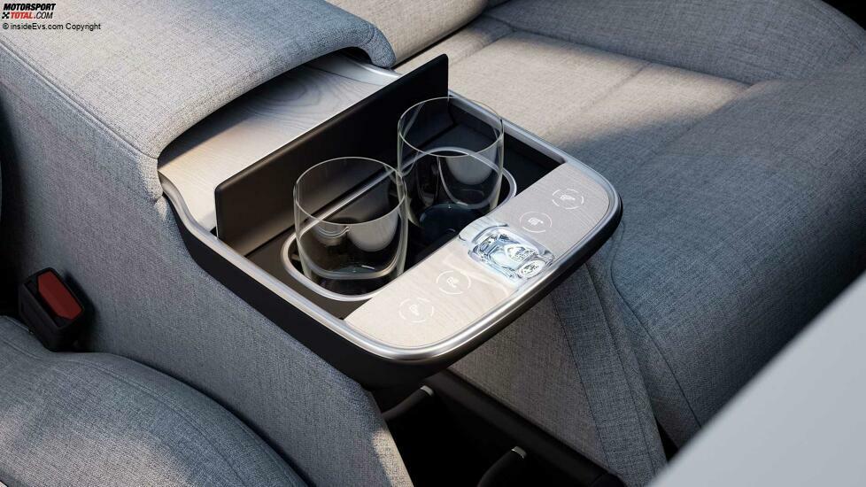 Volvo EX90 Excellence: Becherhalter in der Mittelkonsole
