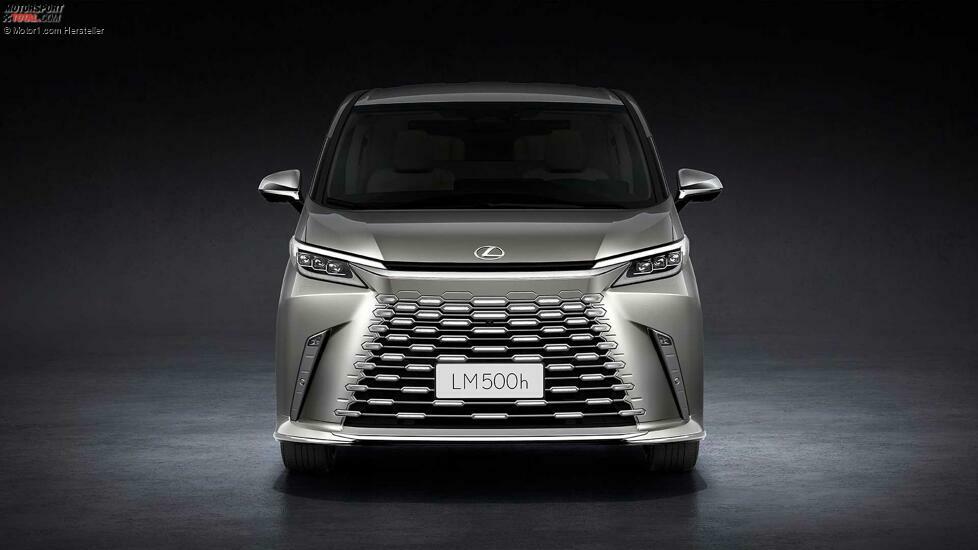 2024 Lexus LM
