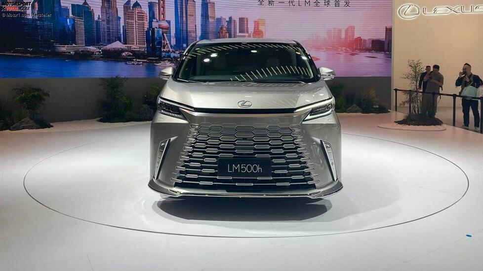 2024 Lexus LM
