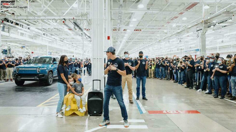 Erster Rivian R1T rollt vom Band (September 2021)