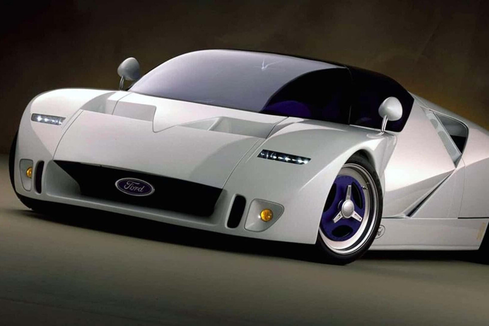 Wir blicken zurück auf die Geschichte des spektakulären Ford GT90, der 1995 auf der Detroit Motor Show vorgestellt wurde