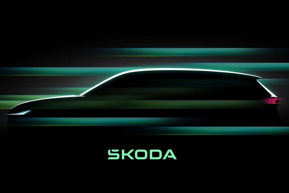 Vor seinem Debüt im Herbst verstecken sich die Neuauflagen von Skoda Superb Limousine und Combi unter einer grünen Hülle