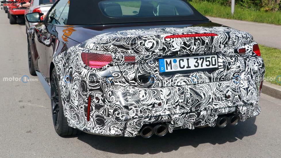 BMW M4 Cabrio (2023) mit Facelift als Erlkönig