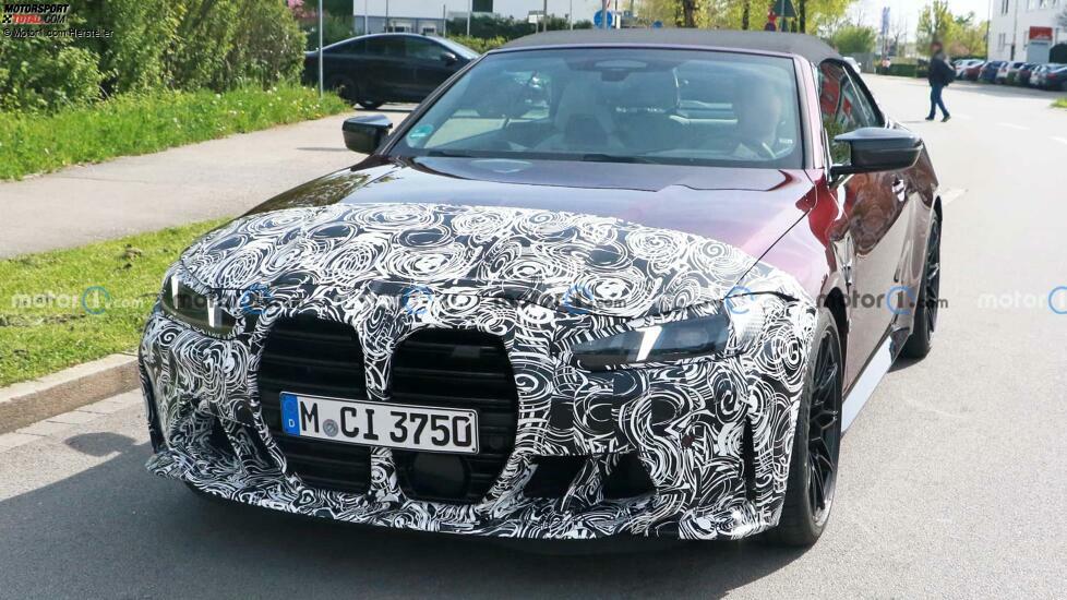 BMW M4 Cabrio (2023) mit Facelift als Erlkönig