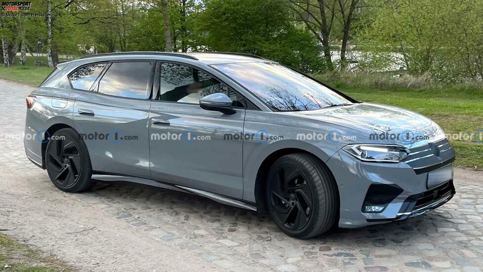 Volkswagen ID.7 Variant (2025) als Erlkönig