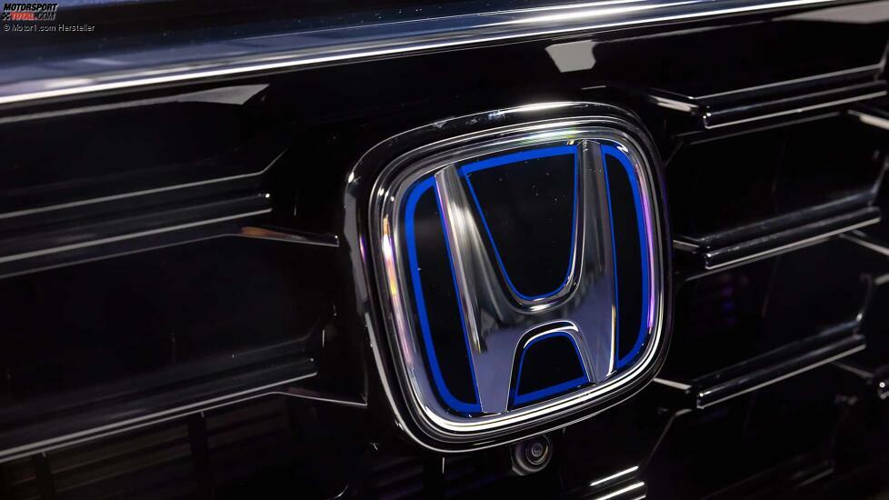 Honda CR-V (2023) im Studio