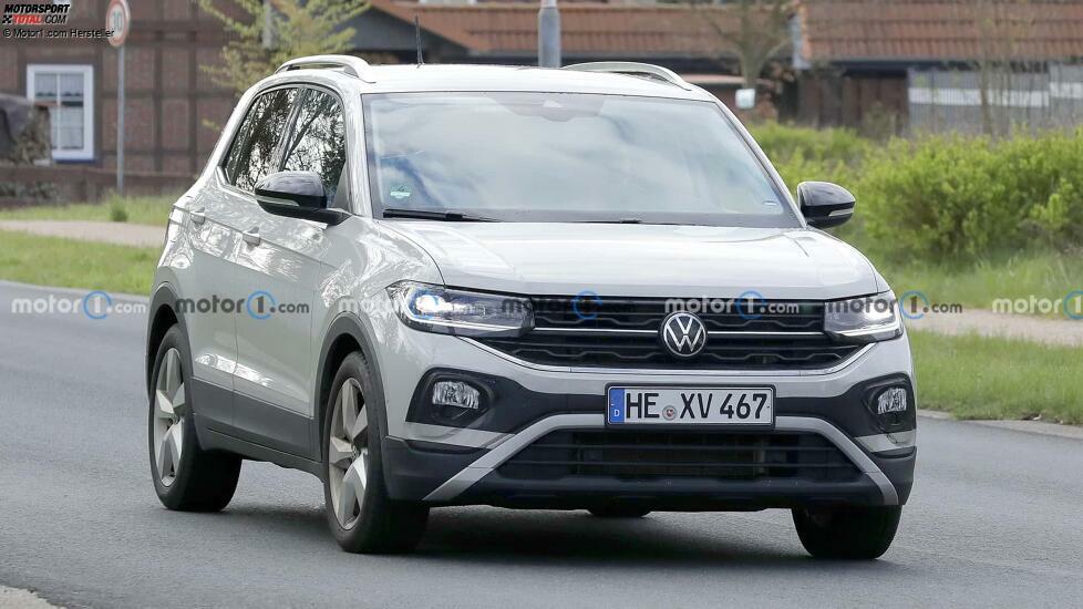 VW T-Cross (2023) auf neuen Erlkönigaufnahmen