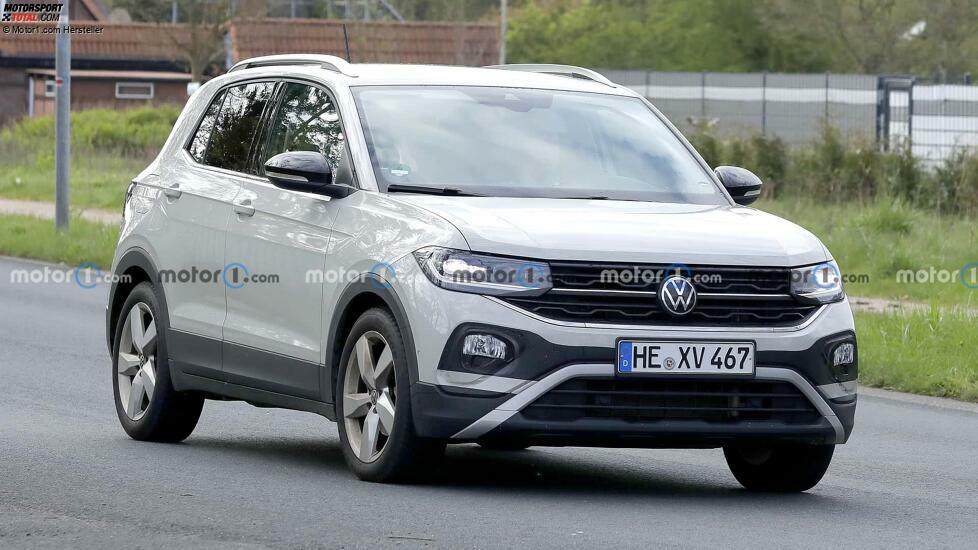 VW T-Cross (2023) auf neuen Erlkönigaufnahmen
