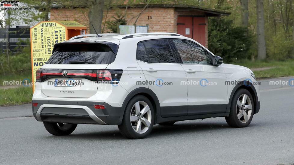 VW T-Cross (2023) auf neuen Erlkönigaufnahmen