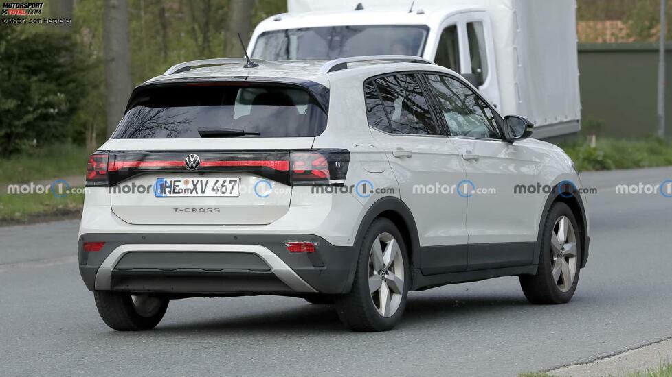 VW T-Cross (2023) auf neuen Erlkönigaufnahmen