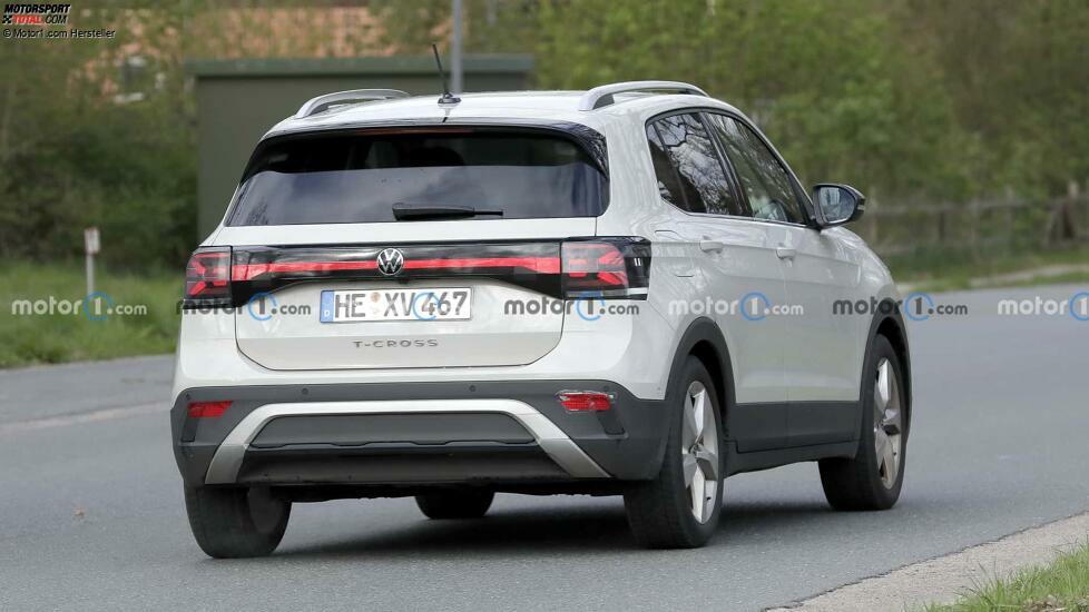VW T-Cross (2023) auf neuen Erlkönigaufnahmen