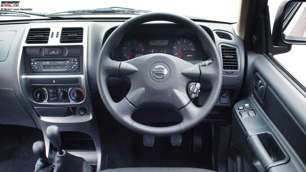Nissan Terrano Van (2004)