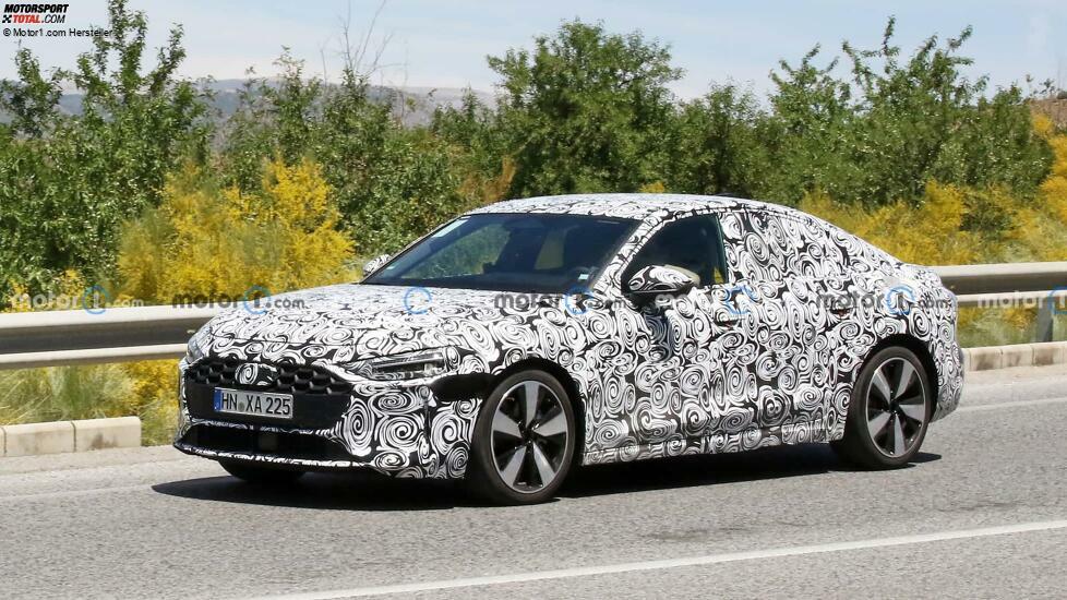 Audi A5 Sportback (2024) auf neuen Erlkönigbildern