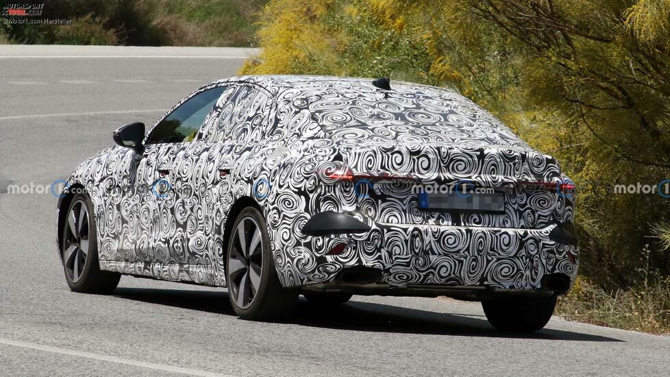 Audi A5 Sportback (2024) auf neuen Erlkönigbildern