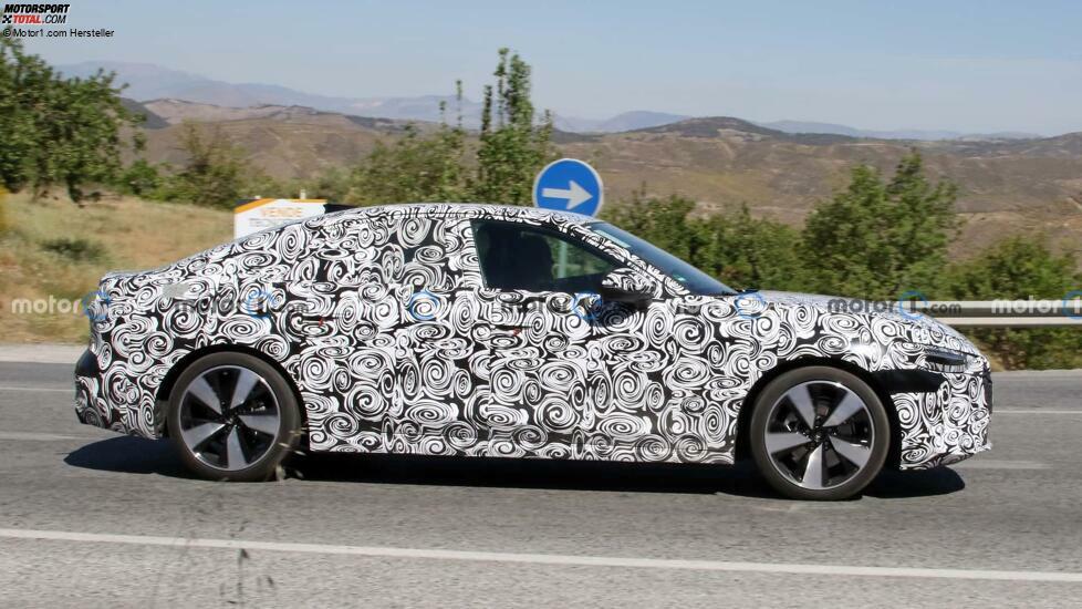 Audi A5 Sportback (2024) auf neuen Erlkönigbildern