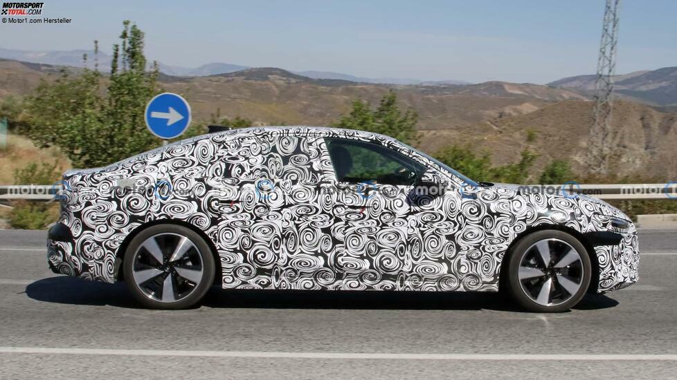 Audi A5 Sportback (2024) auf neuen Erlkönigbildern