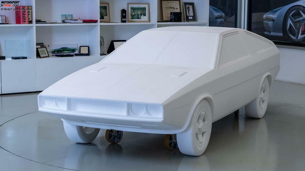 Hyundai Pony Coupe Concept Restored (2023)