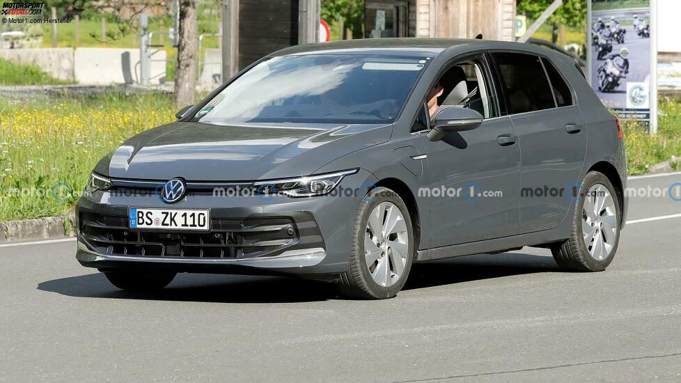 VW Golf 8 Facelift (2024) auf Erlkönigfotos