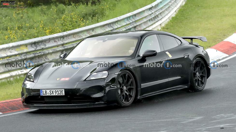 Porsche Taycan Turbo GT (2023) auf neuen Erlkönig-Aufnahmen